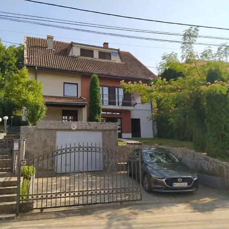 Pjer Sobe * نيسكا بانجا