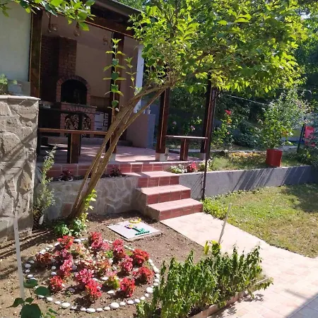Pjer Sobe بيت ضيافة *