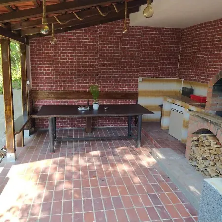 Pjer Sobe بيت ضيافة نيسكا بانجا