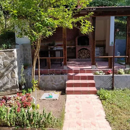 Pjer Sobe بيت ضيافة *