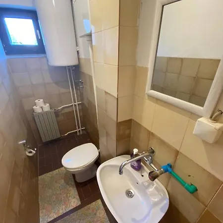 بيت ضيافة Pjer Sobe *